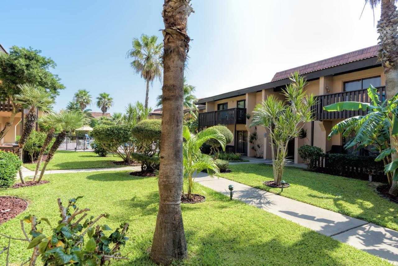 Tiki 103 Apartment Саут Падре Алънд Екстериор снимка